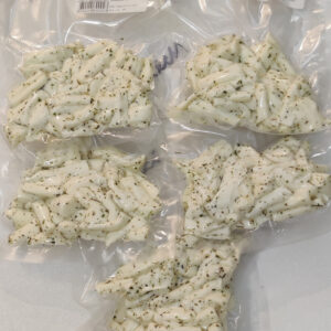 Сыр Чечил с ароматными травами и чесноком 100 г