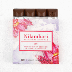 Молочный шоколад Nilambari с клубникой