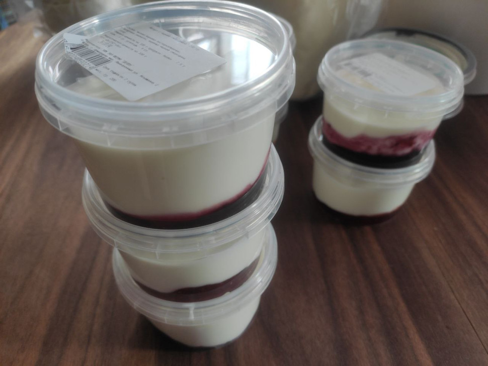 Йогурт Delen с наполнителем 250гр